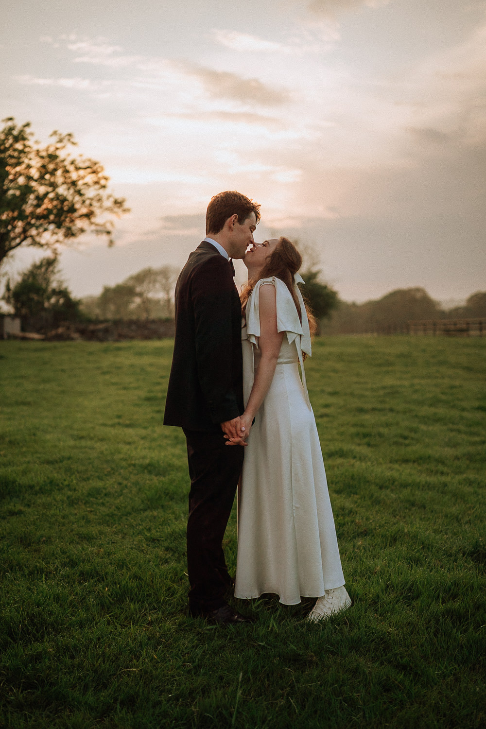 FAMILY HOME WEDDING PHOTOGRAPHY COWBRIDGE 035 FAMILY HOME WEDDING PHOTOGRAPHY COWBRIDGE 035